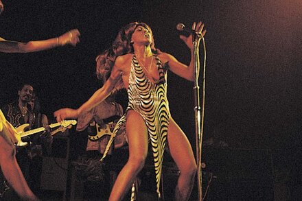 The long, spangly relationship between the singer and Bob Mackie.