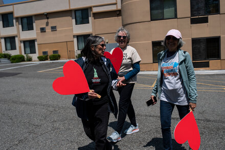 A state of emergency has been declared in several counties north of New York City because of the arrivals of migrants, which has inspired one nonprofit to spring into action.