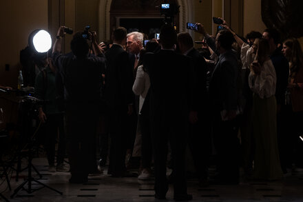 What day is it, anyway? As talks drag on, the situation is getting painful for everyone from the negotiators to the tourists on Capitol Hill.