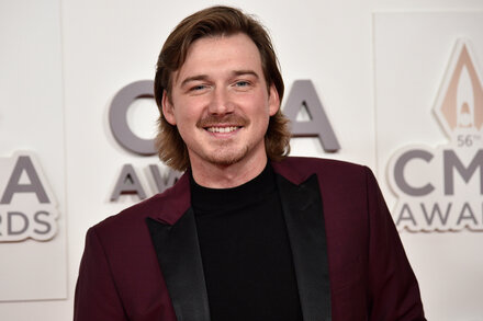 The Nashville star’s latest album will be challenged next week by an older one: Taylor Swift’s “Midnights,” which was rereleased as a deluxe version with bonus tracks.