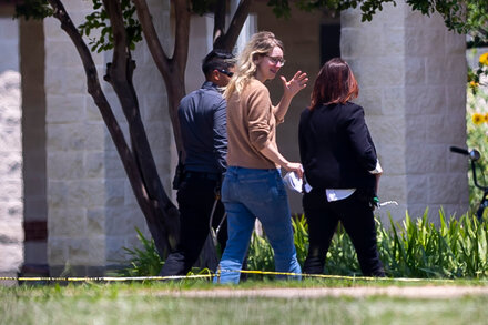 The founder of the failed blood testing start-up Theranos turned herself in at the federal prison in Bryan, Texas.