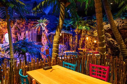 With “infinity dollars” poured in by the creators of “South Park,” a fabled Colorado restaurant reopens with the same 1970s vibe and drastically improved food.