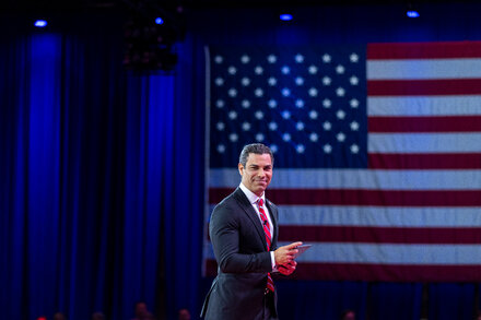 Miami’s strong economy has its mayor weighing a presidential run. But a trial against a city commissioner has exposed some of the city’s less attractive inner workings.