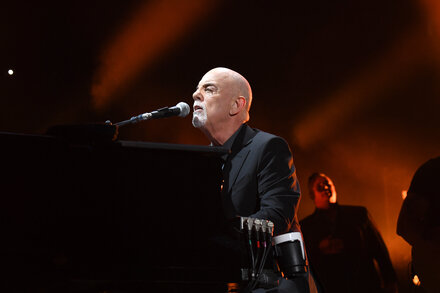 The singer-songwriter, one of New York’s most beloved musicians, will conclude his monthly gig at the Manhattan arena after his 150th career concert there.