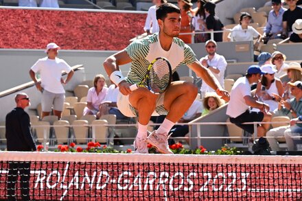 If everything goes right in the quarterfinals Tuesday for Alcaraz and Djokovic, the two most dominant players on the men’s tour, the duel everyone has been waiting for will happen.