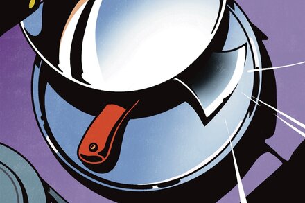 Refuseniks in 1970s Moscow try to untangle an ax murder in Paul Goldberg’s new novel, “The Dissident.”