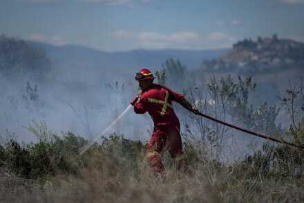 Prime Minister Trudeau said he spoke to President Biden by phone to offer thanks for the American firefighters on the scene.