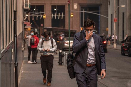 Some experts and elected officials say that New York’s leaders should have moved more quickly to respond to the crisis.