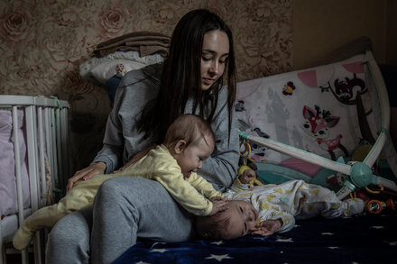 The mental burden of Russia’s invasion has exacted a heavy toll on civilians. As the fighting drags on, pregnant women are among those facing the toughest trials.