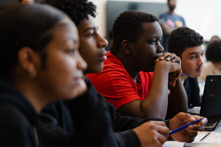 While schools debate what to teach students about powerful new A.I. tools, tech giants, universities and nonprofits are intervening with free lessons.