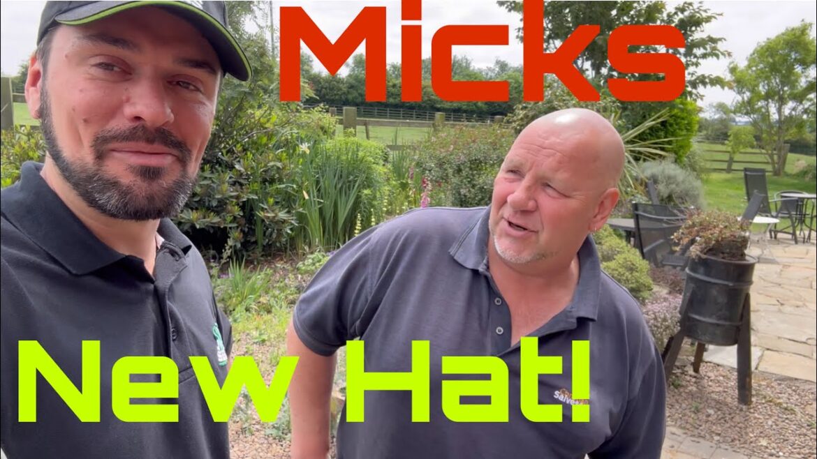 Excited by the New Key long journey! Big Mick’s hat … best hotel 😂